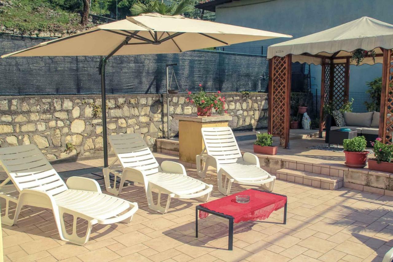 B&B Tina Monte Isola Exterior foto